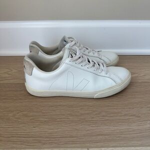 Veja Esplar Sneakers